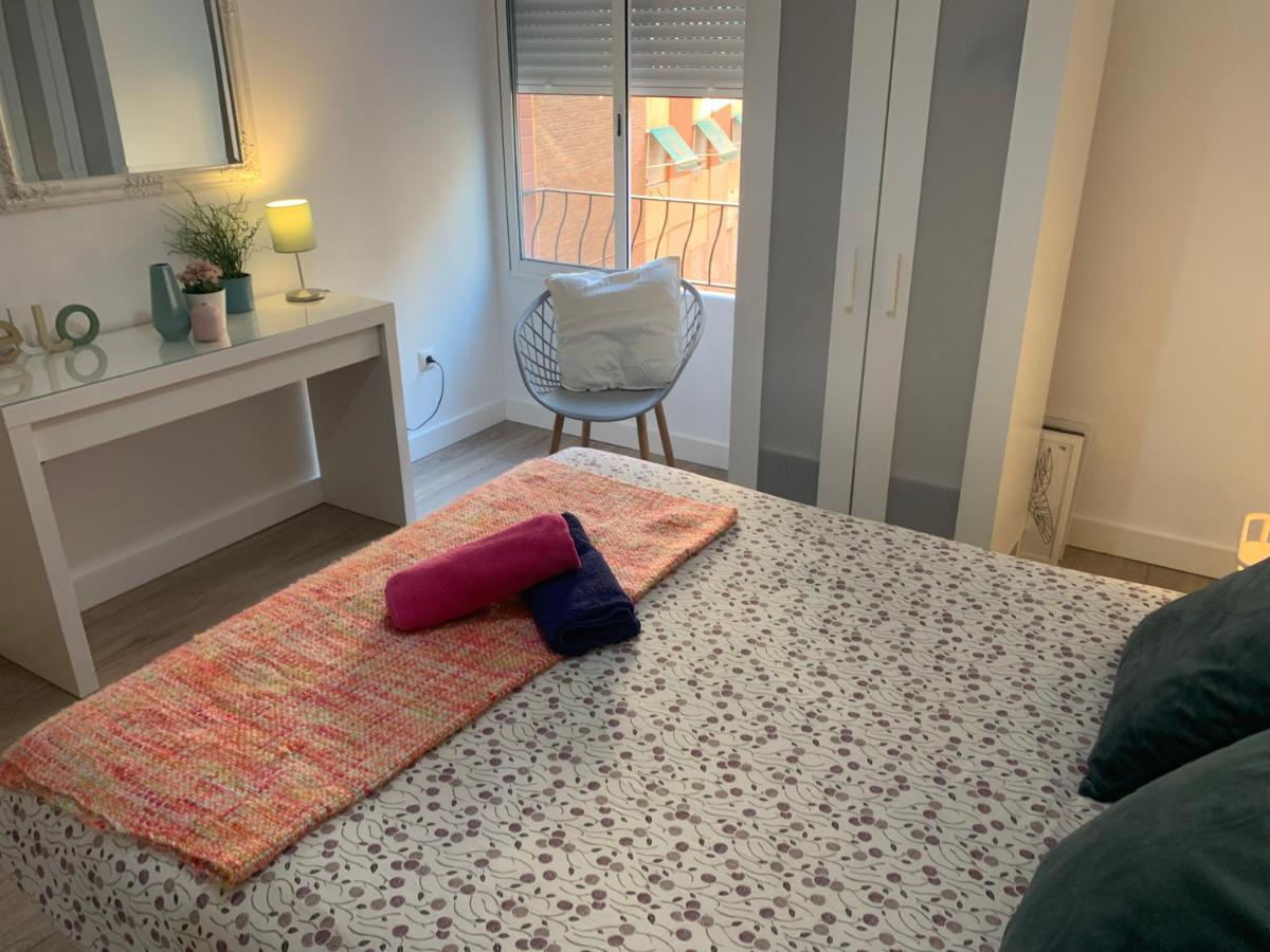Apartament 3Centro Malaga Especial Grupos Parking Gratis Zewnętrze zdjęcie